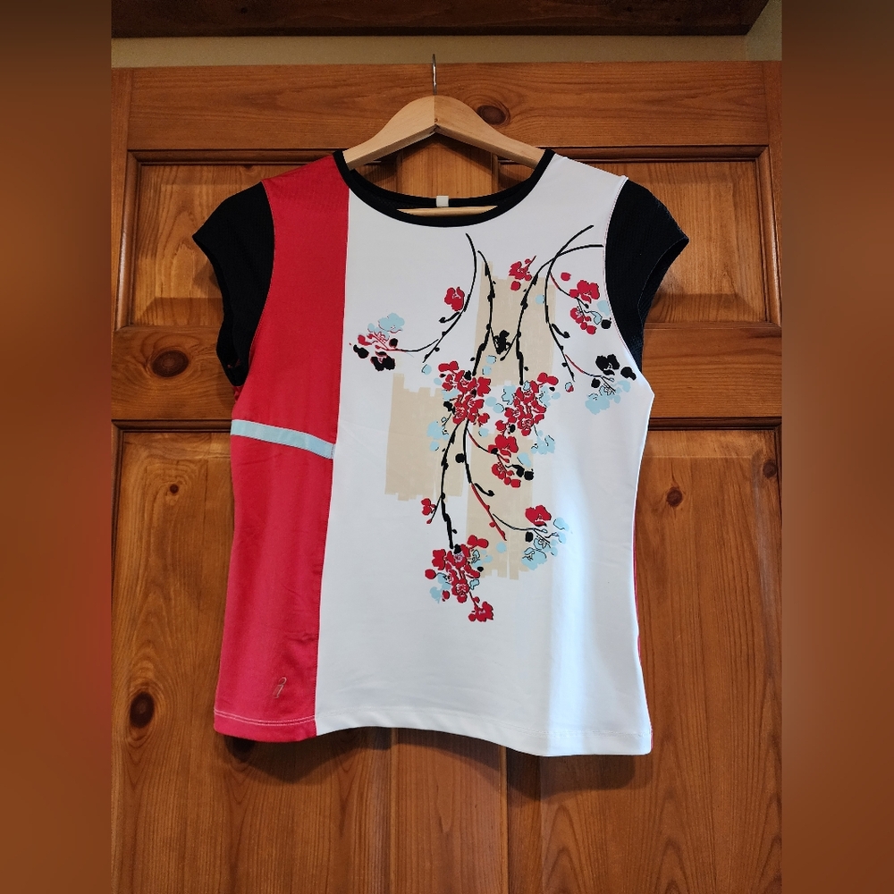 Tail Tech Athletic Cao Sleeve Tee, Floral Design, Size Small